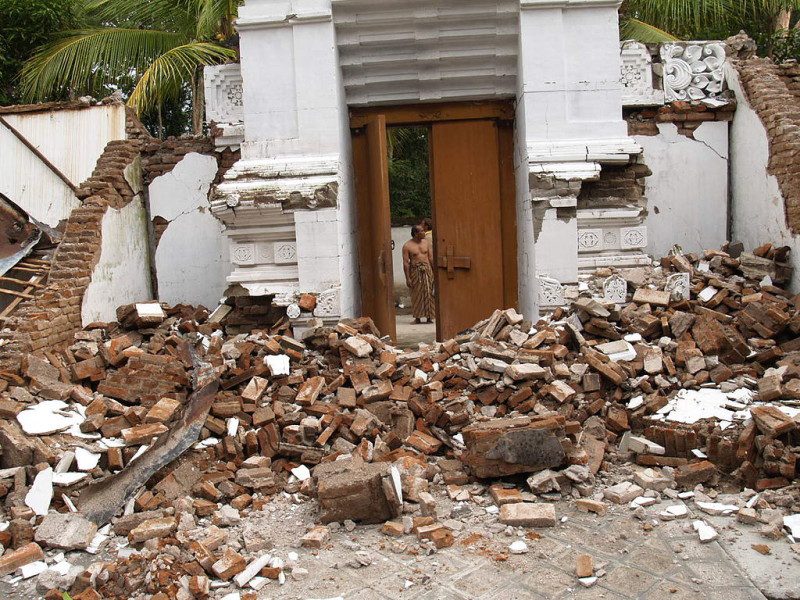  kliping bencana alam 27 Mei situasi Makam Raja-Raja