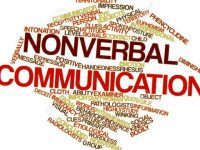 komunikasi non verbal