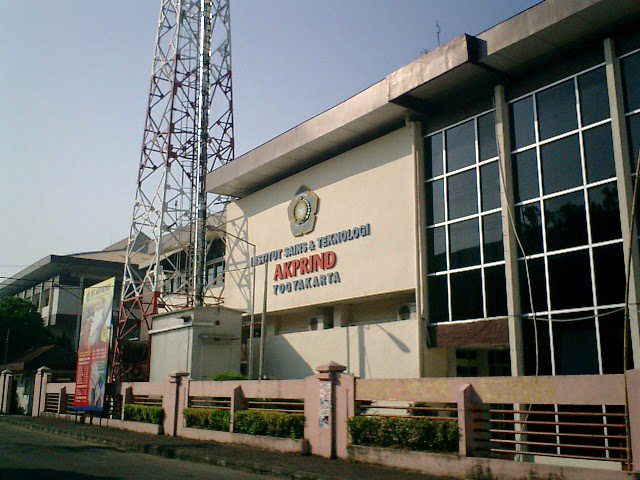 kampus akprind Jogja