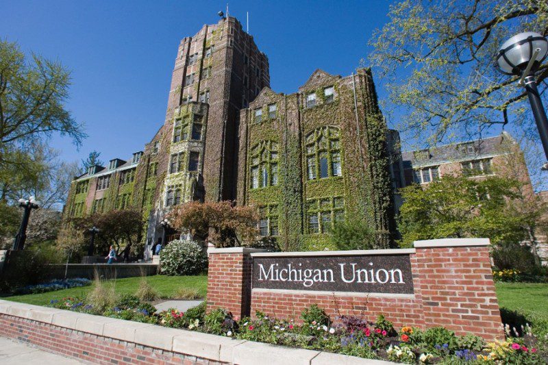 Universitas Terbaik di Amerika University of Michigan