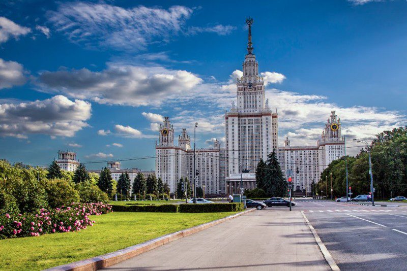 universitas-di-rusia-lomonosov-moscow-state-university