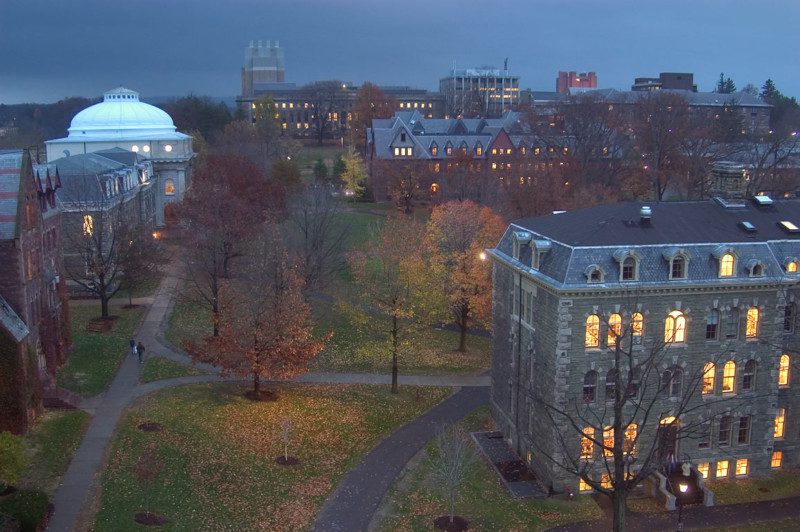 universitas di amerika Cornell University