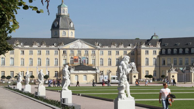 universitas terbaik di jerman Karlsruhe Institute of Technology