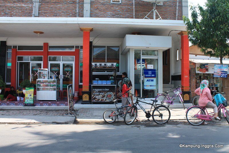 Bank ATM BRI di Kampung Inggris Pare