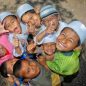 keutamaan menyantuni anak yatim