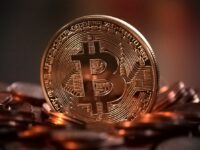 Terungkap! Ini Alasan Mengapa Masyarakat Tergila-gila dengan Bitcoin Dkk