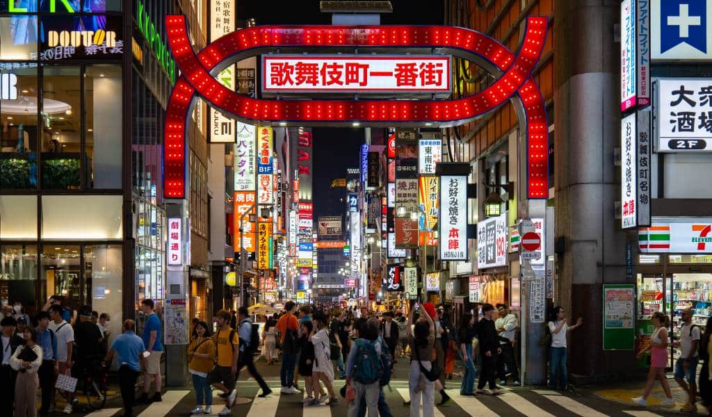 Yakuza 5 tourist spots